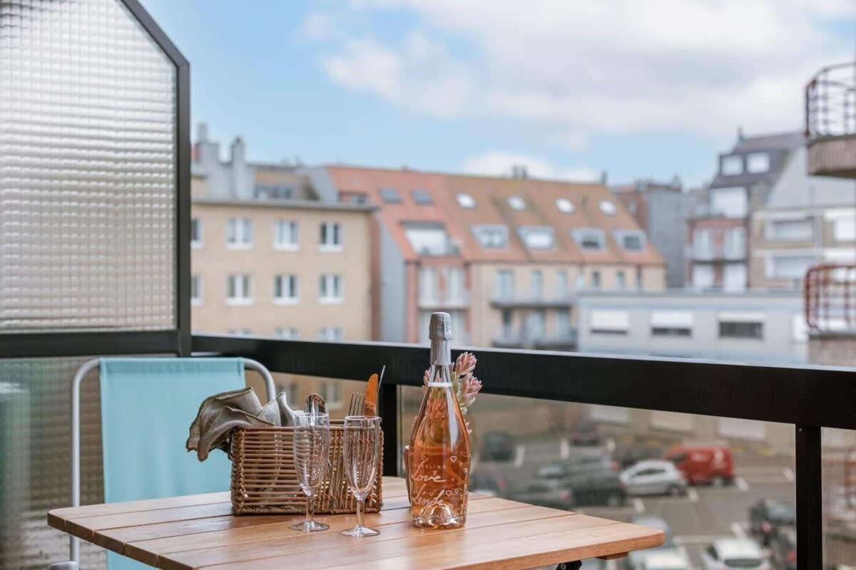 Huswell - Authentic Apartment With Terraces And Parking Knokke-Heist Luaran gambar